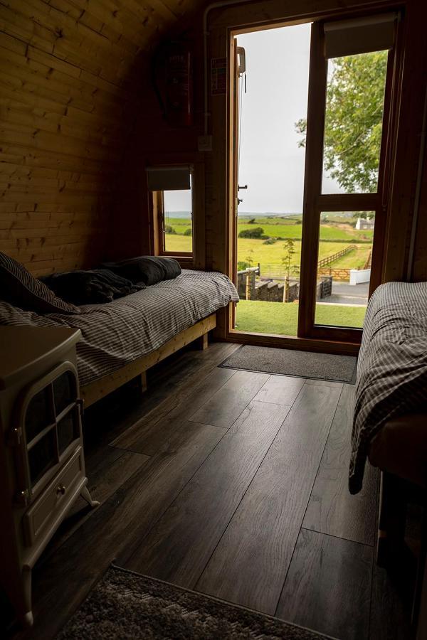 에니스 Ivy Hill Glamping Pod 아파트 외부 사진